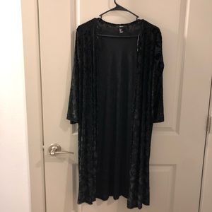 Black velvet floral kimono